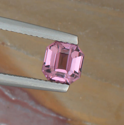 1.31ct Spinel Colored Gemstone Top View Natural Background 