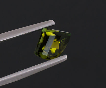 Tourmaline verte de 1,84 ct